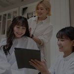 woman-getting-her-hair-done-japanese-hairdressers